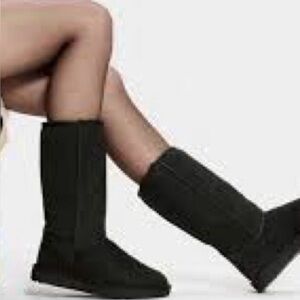 UGG Black Suede & Fleece Lined Boots 6